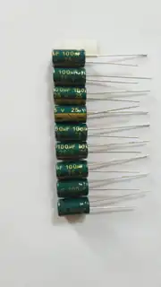 高频电解电容100μF25V